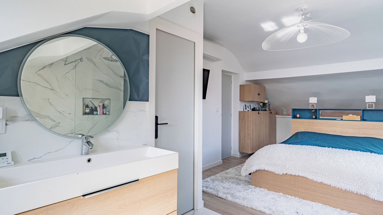 Photo of Bedroom in Joinville-le-Pont