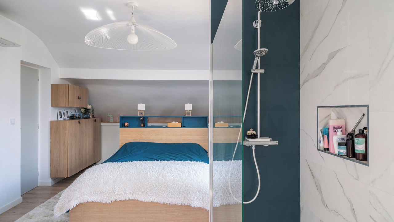Photo of Bedroom in Joinville-le-Pont