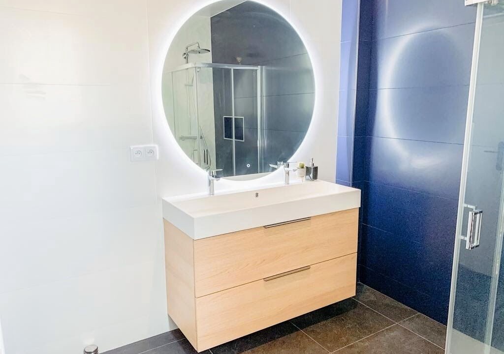 Photo of Bathroom in Joinville-le-Pont