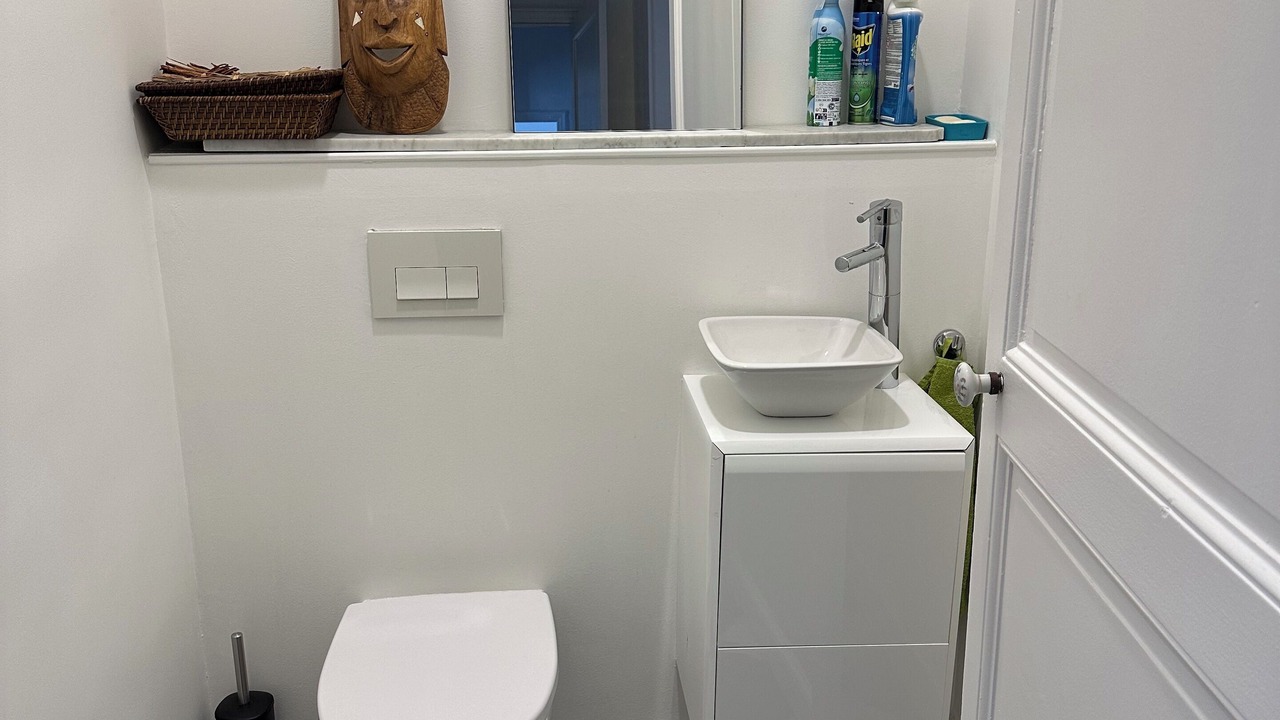 Photo of Bathroom in 1st Arrondissement