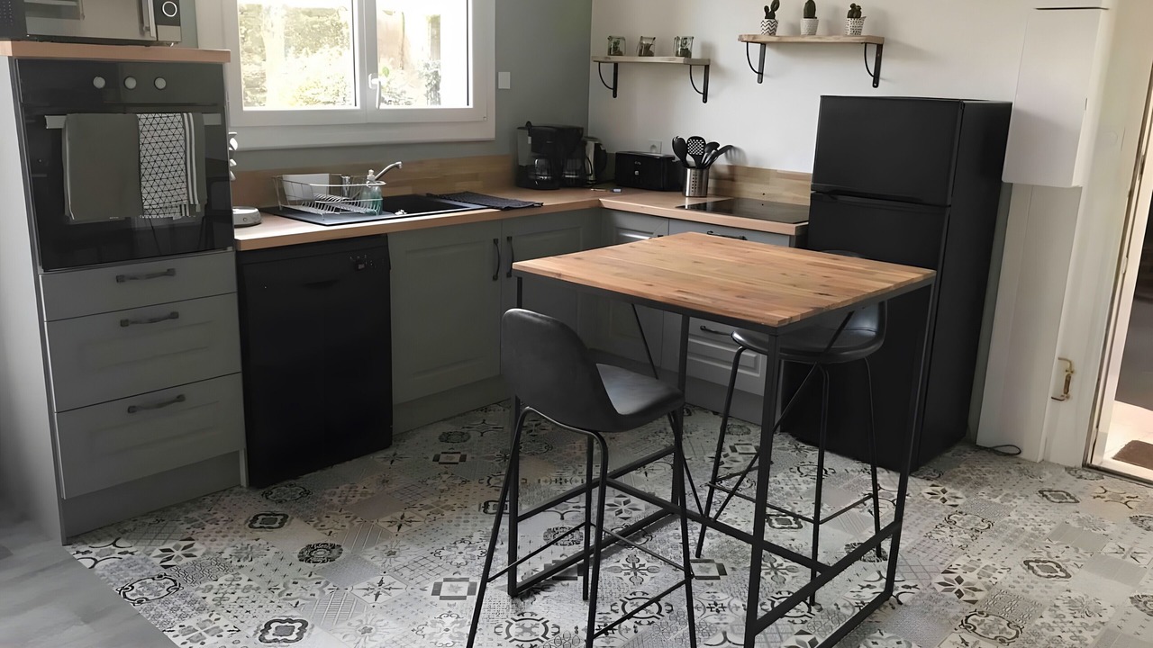 Photo of Kitchen in Saint-Malo-du-Bois