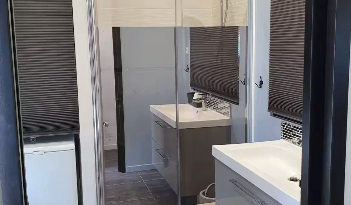 Photo of Bathroom in Amboise
