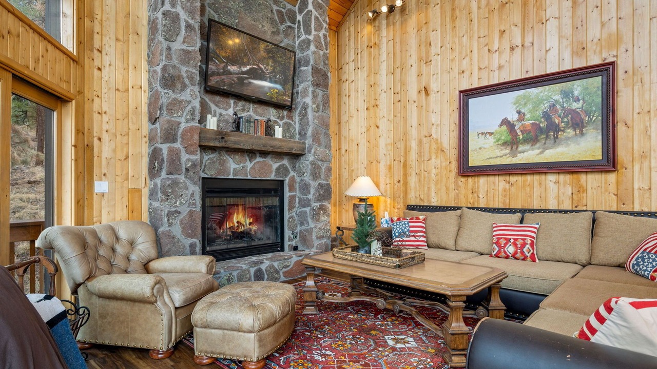 Photo of Livingroom in Greer