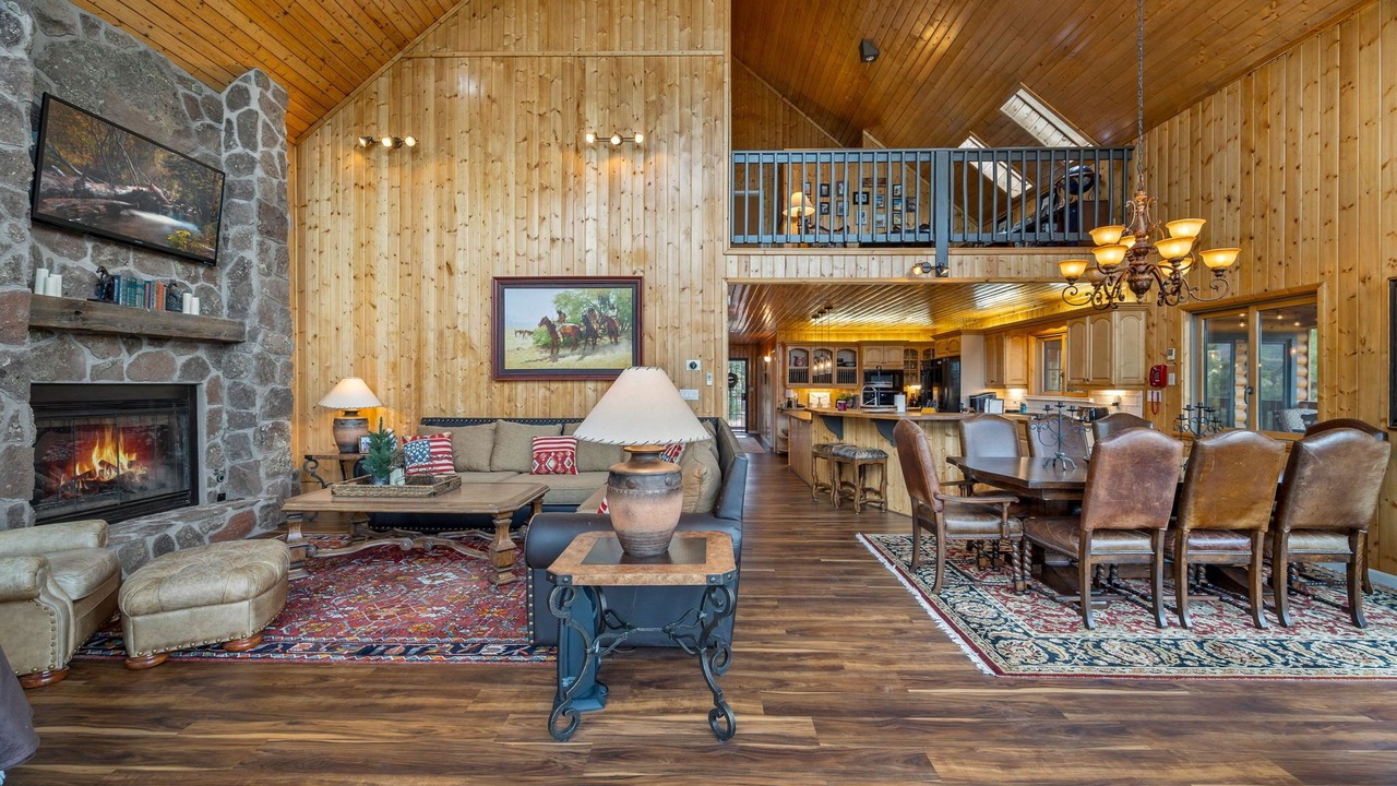 Photo of Livingroom in Greer