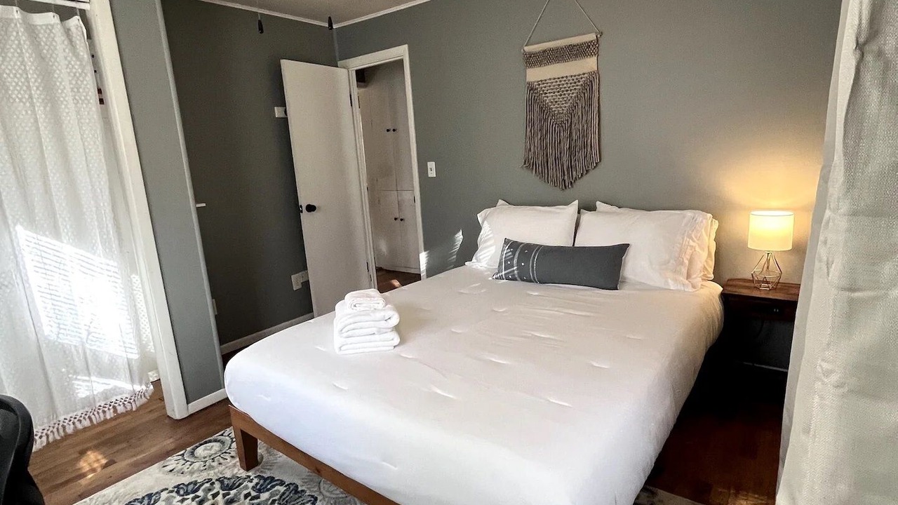 Photo of Bedroom in Blue Springs