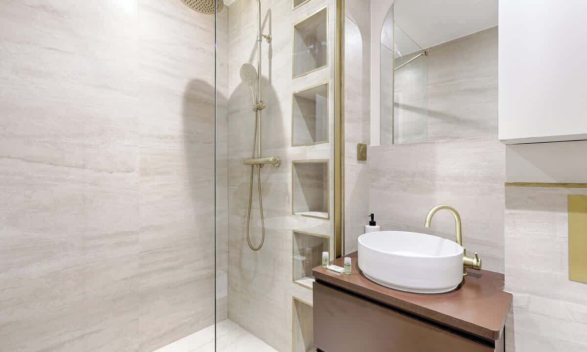 Photo of Bathroom in Riquet Stalingrad