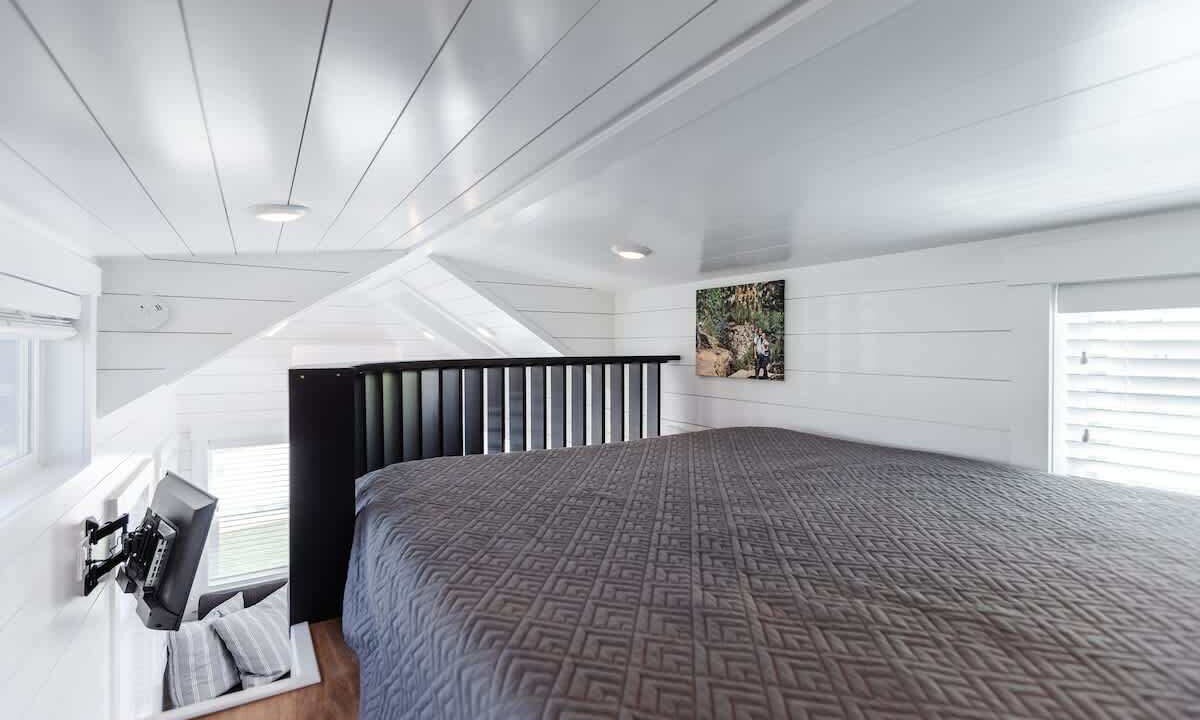 Photo of Bedroom in Apple Valley