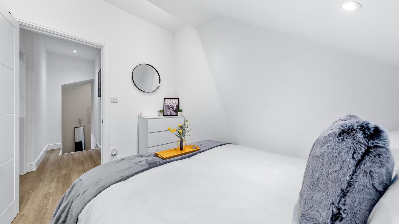 Photo of Bedroom in West Hendon