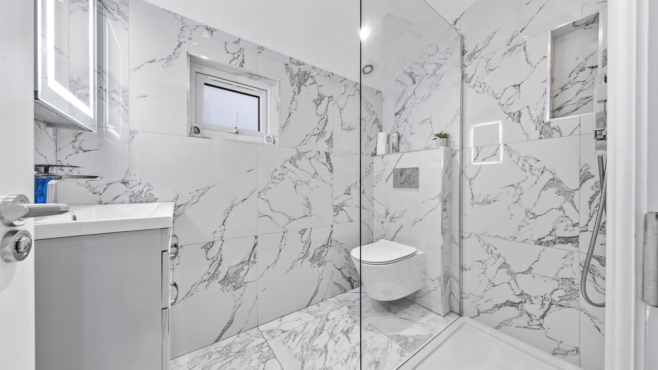 Photo of Bathroom in West Hendon