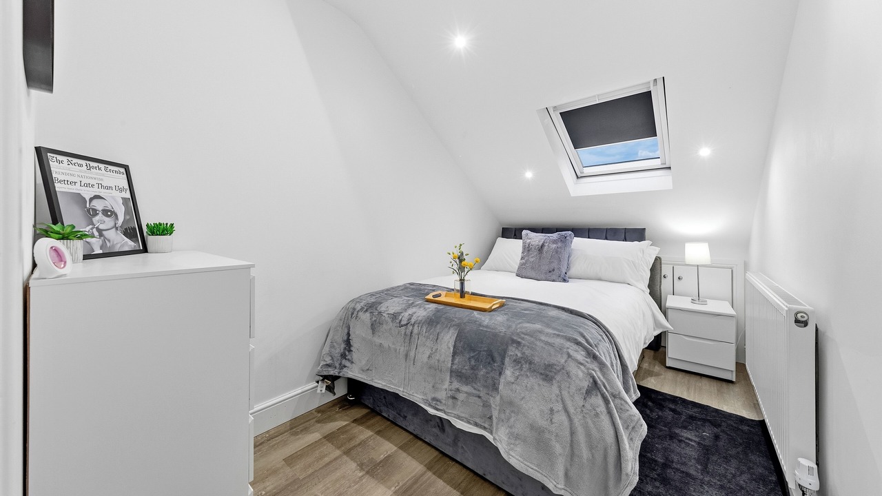 Photo of Bedroom in West Hendon