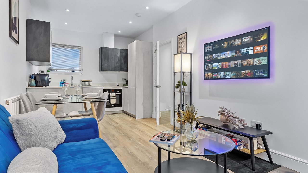 Photo of Livingroom in West Hendon