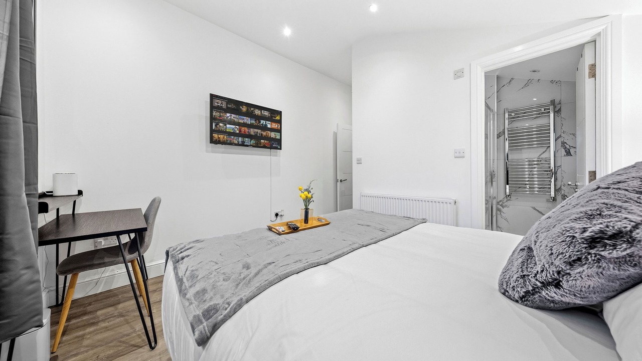 Photo of Bedroom in West Hendon