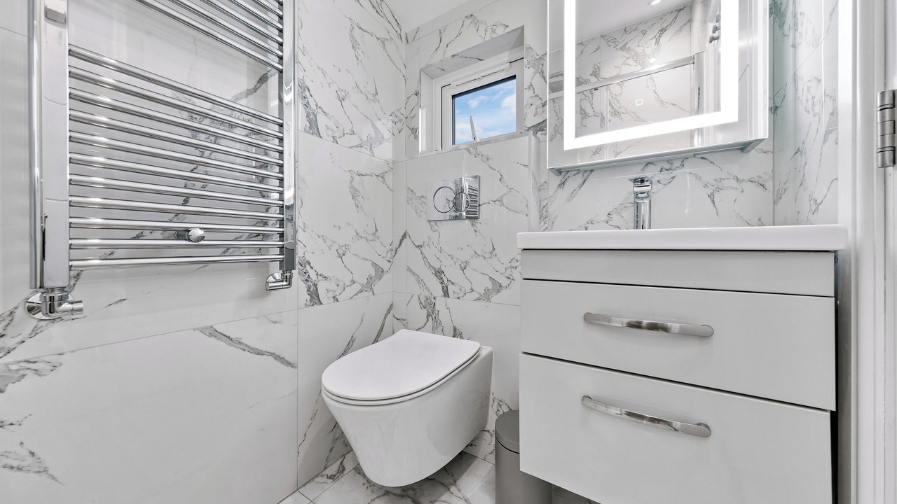 Photo of Bathroom in West Hendon