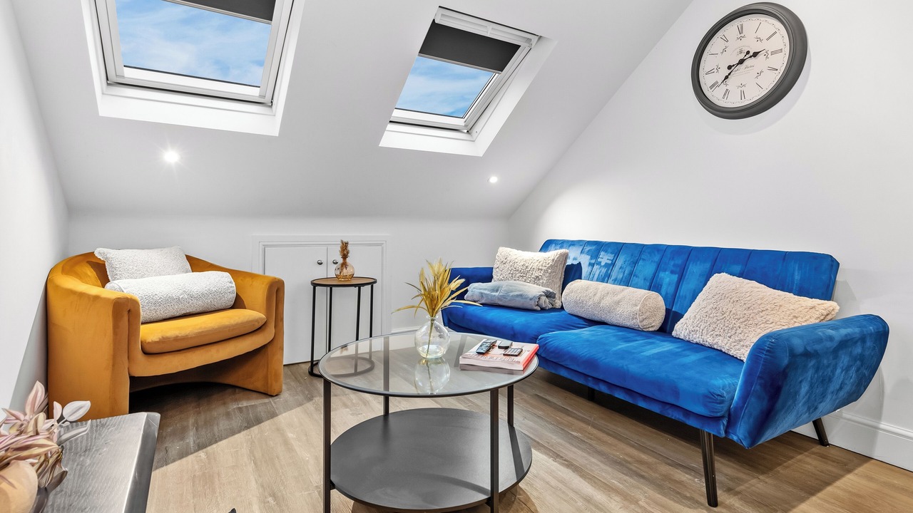 Photo of Livingroom in West Hendon