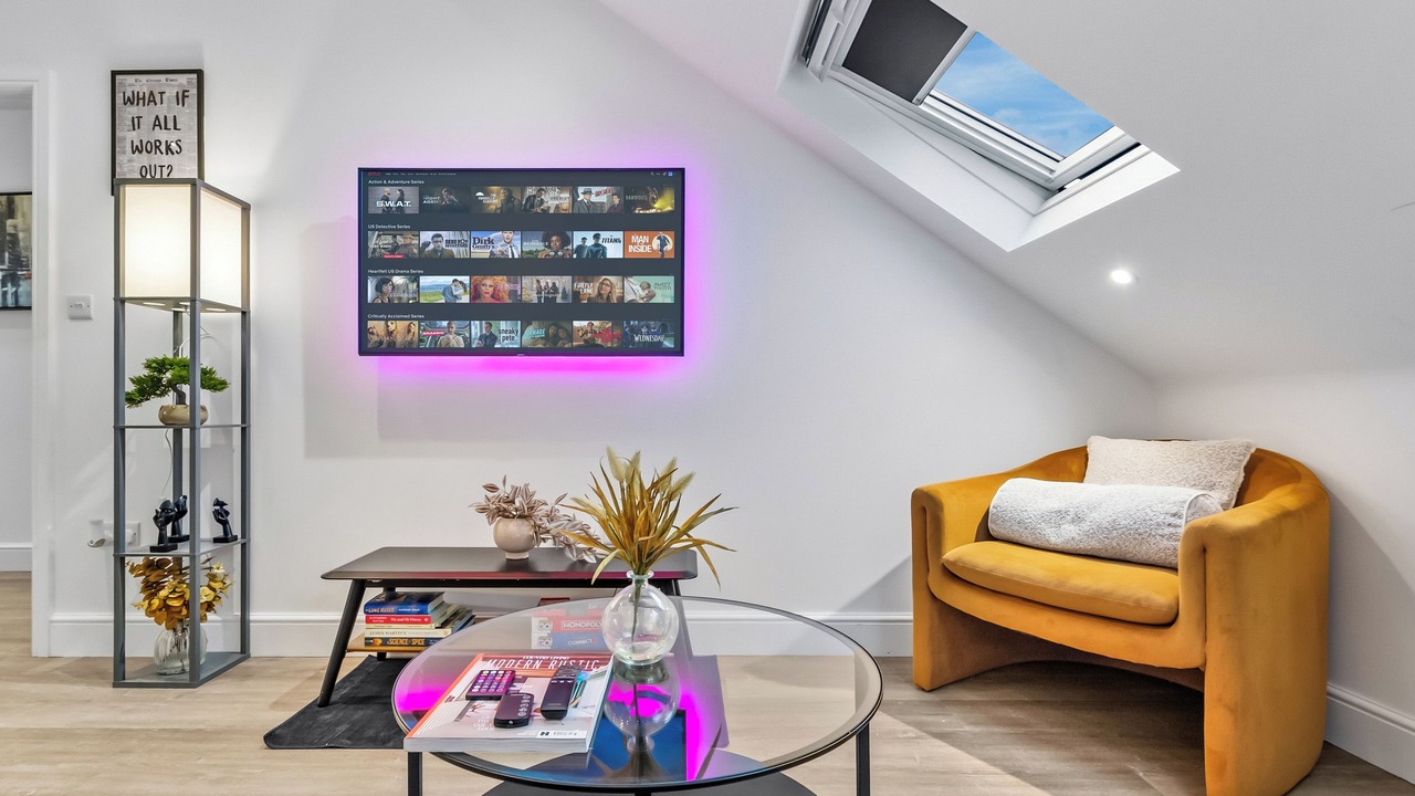 Photo of Livingroom in West Hendon