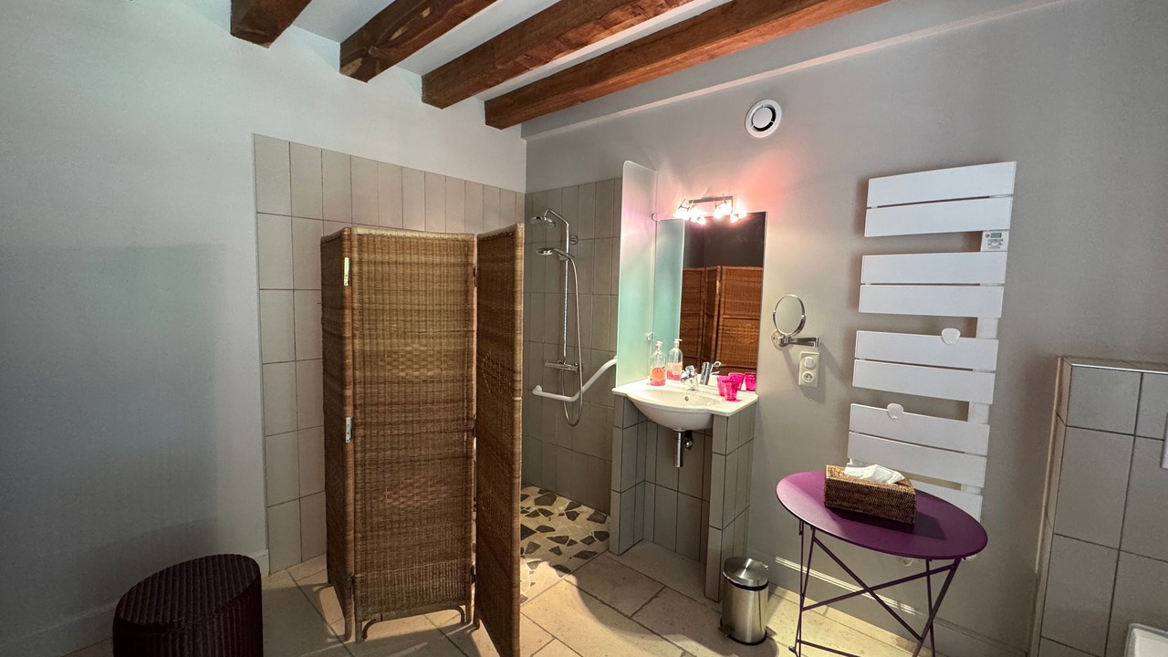 Photo of Bathroom in Fere-en-Tardenois