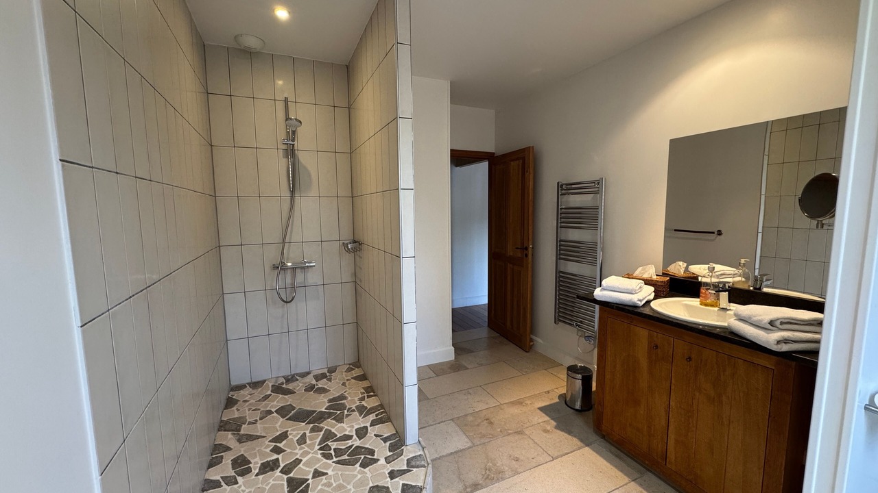 Photo of Bathroom in Fere-en-Tardenois