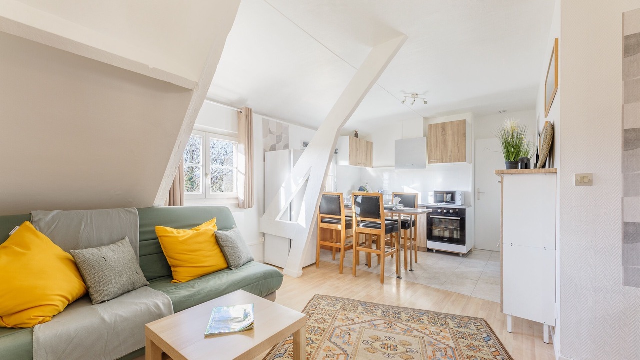 Photo of Livingroom in Bennecourt