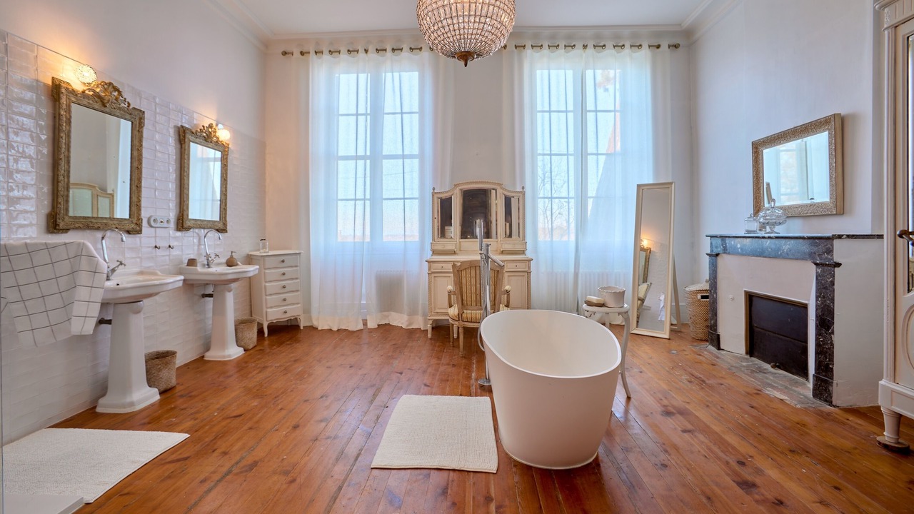 Photo of Bathroom in Saint-Antoine-du-Queyret