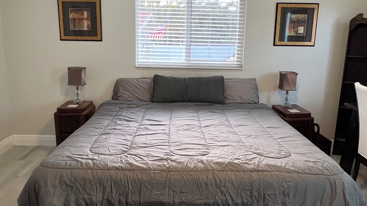 Photo of Bedroom in Plantation Tropical Park