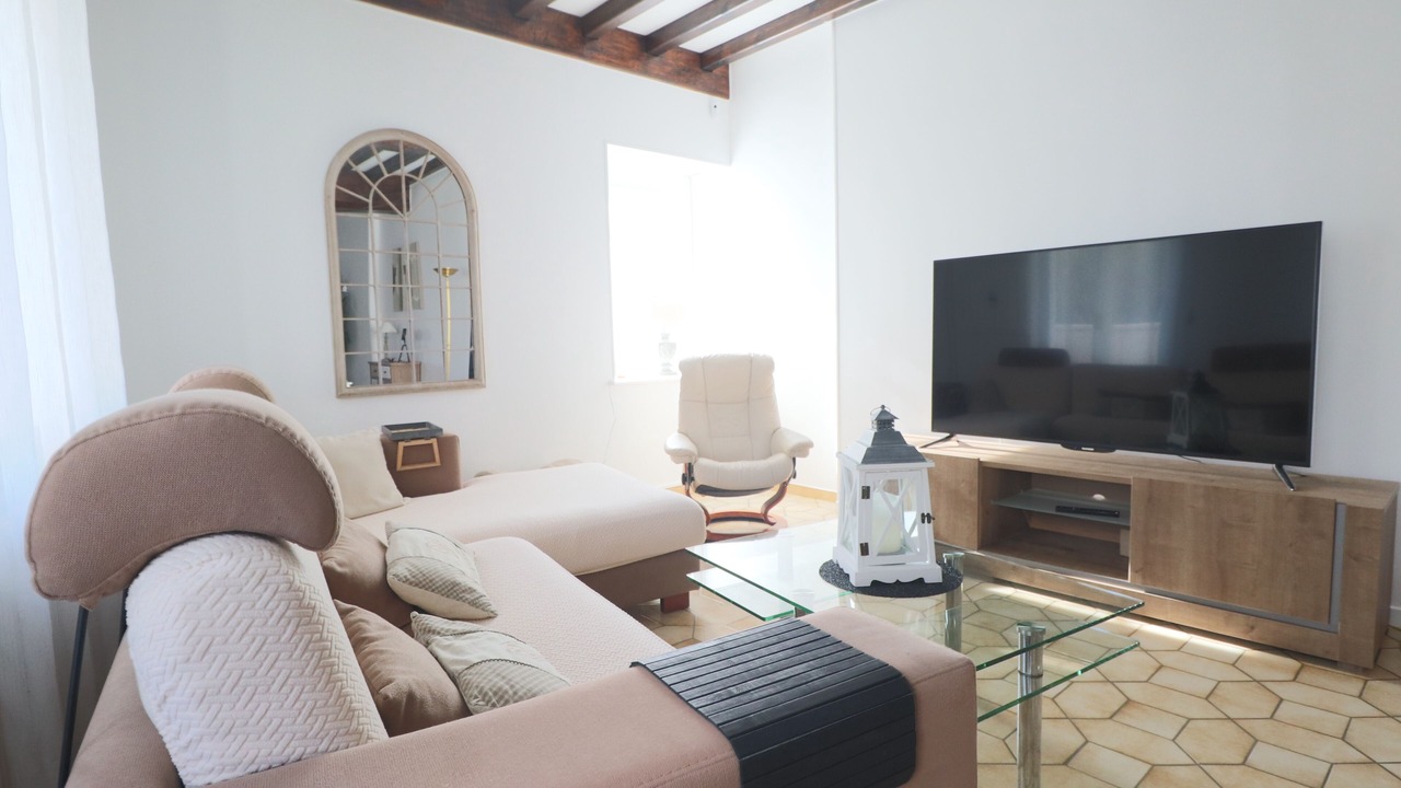 Photo of Livingroom in Pagny-la-Ville