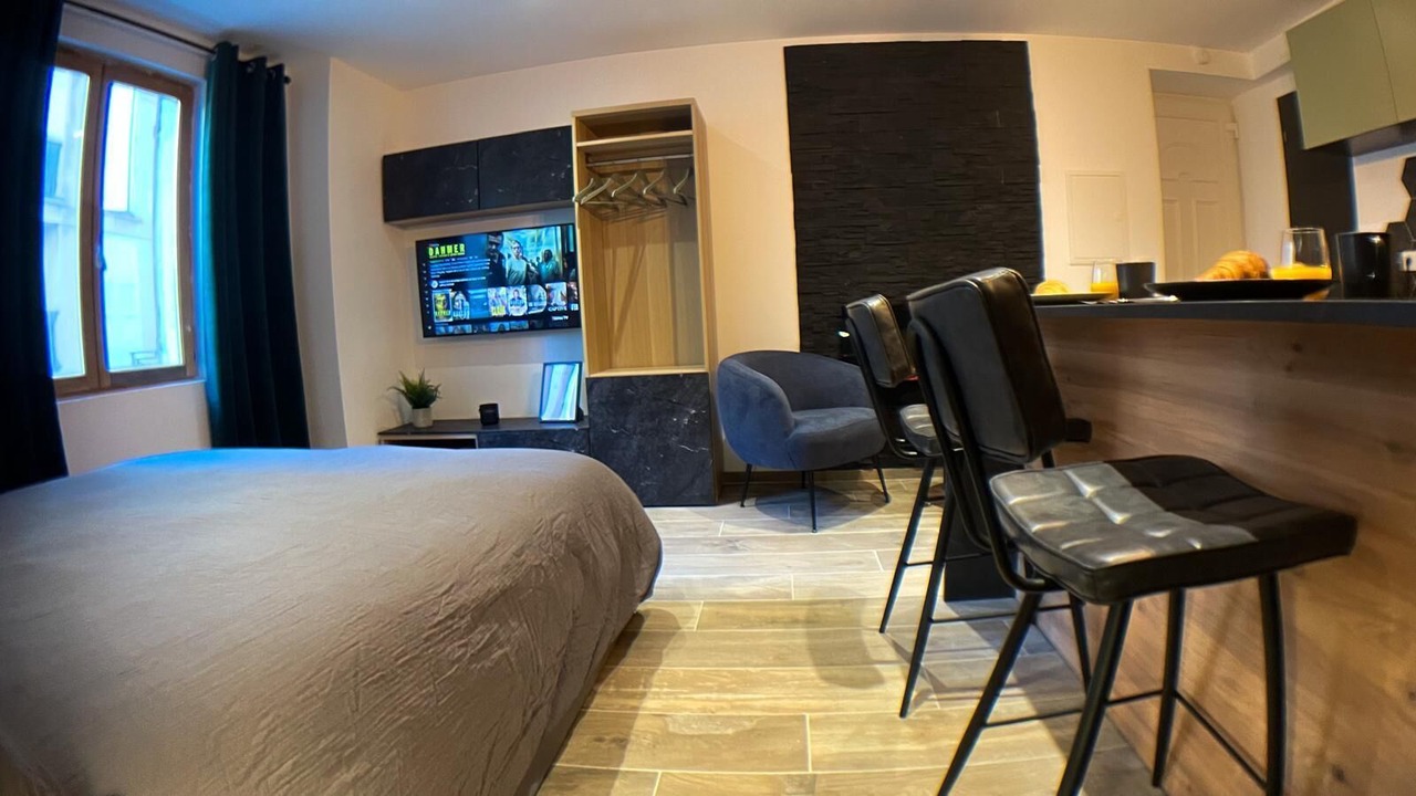 Photo of Bedroom in Manosque