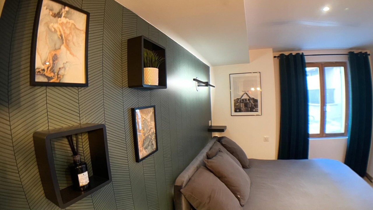 Photo of Bedroom in Manosque