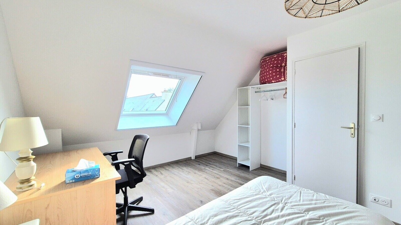 Photo of Bedroom in Hirel