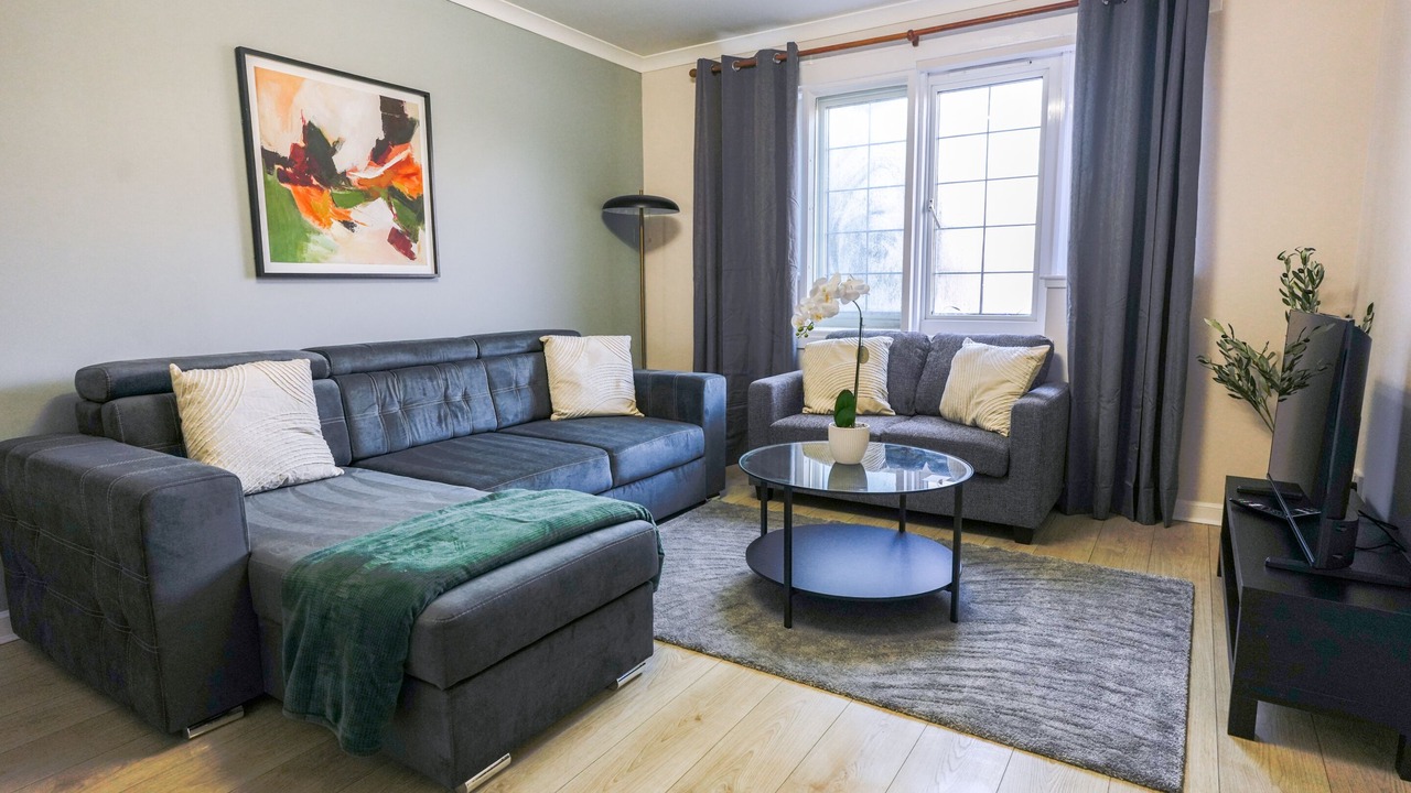 Photo of Livingroom in Livingston