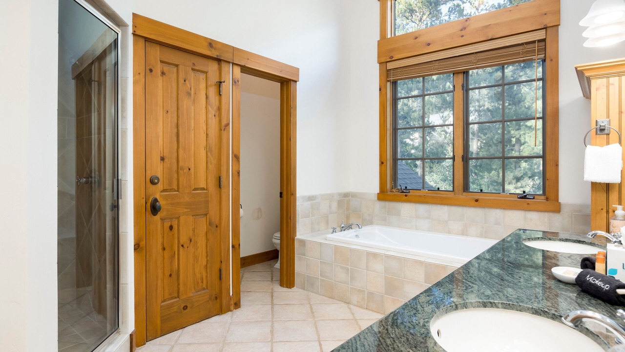 Photo of Bathroom in Sunbeam Estates