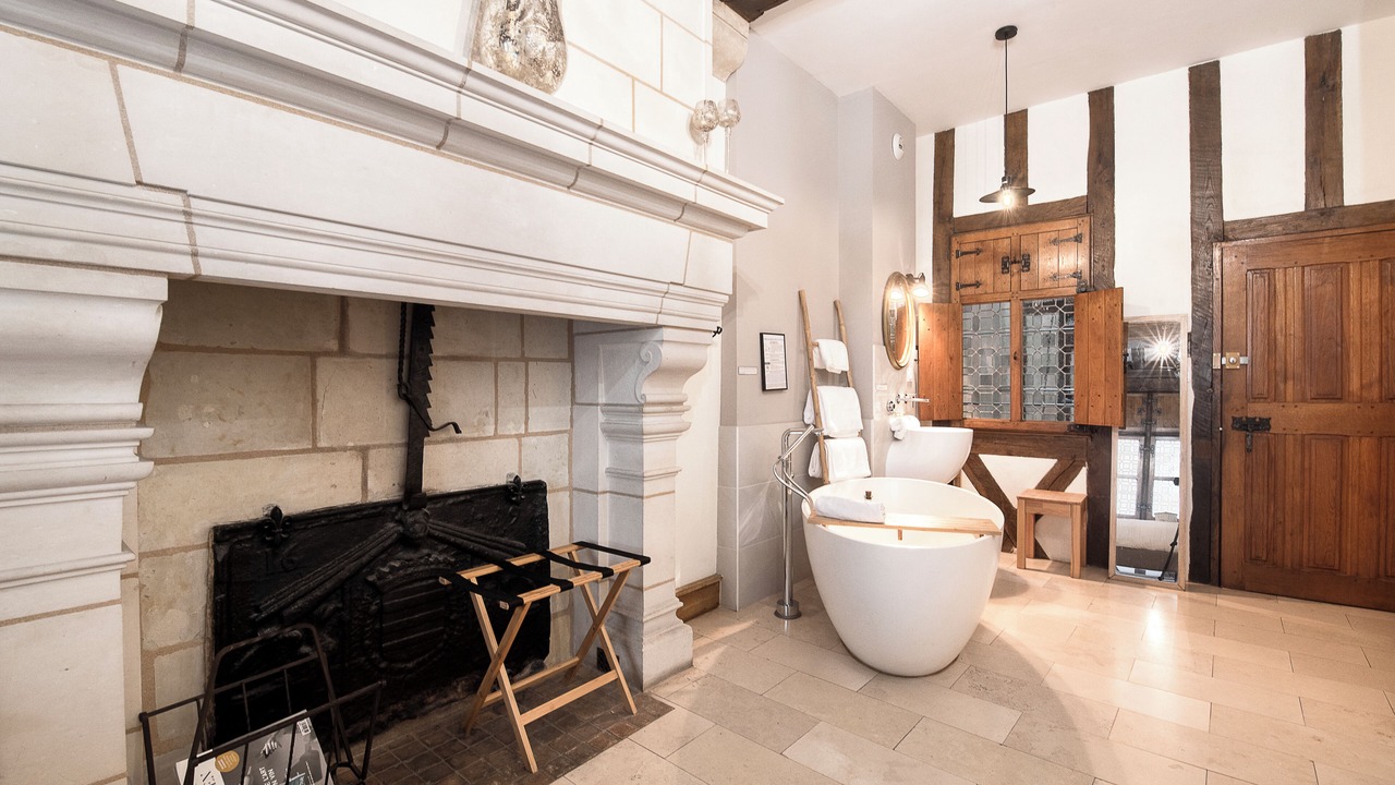 Photo of Bathroom in Downtown Angers