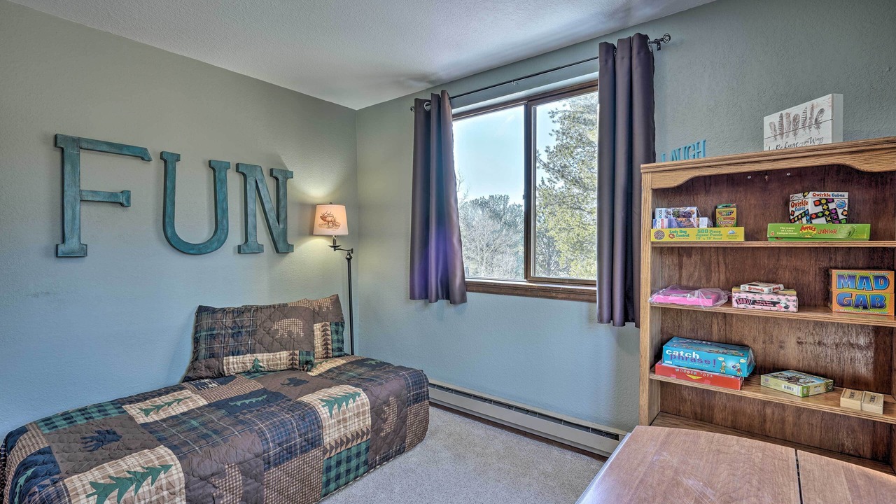 Photo of Bedroom in Rainbow Valley