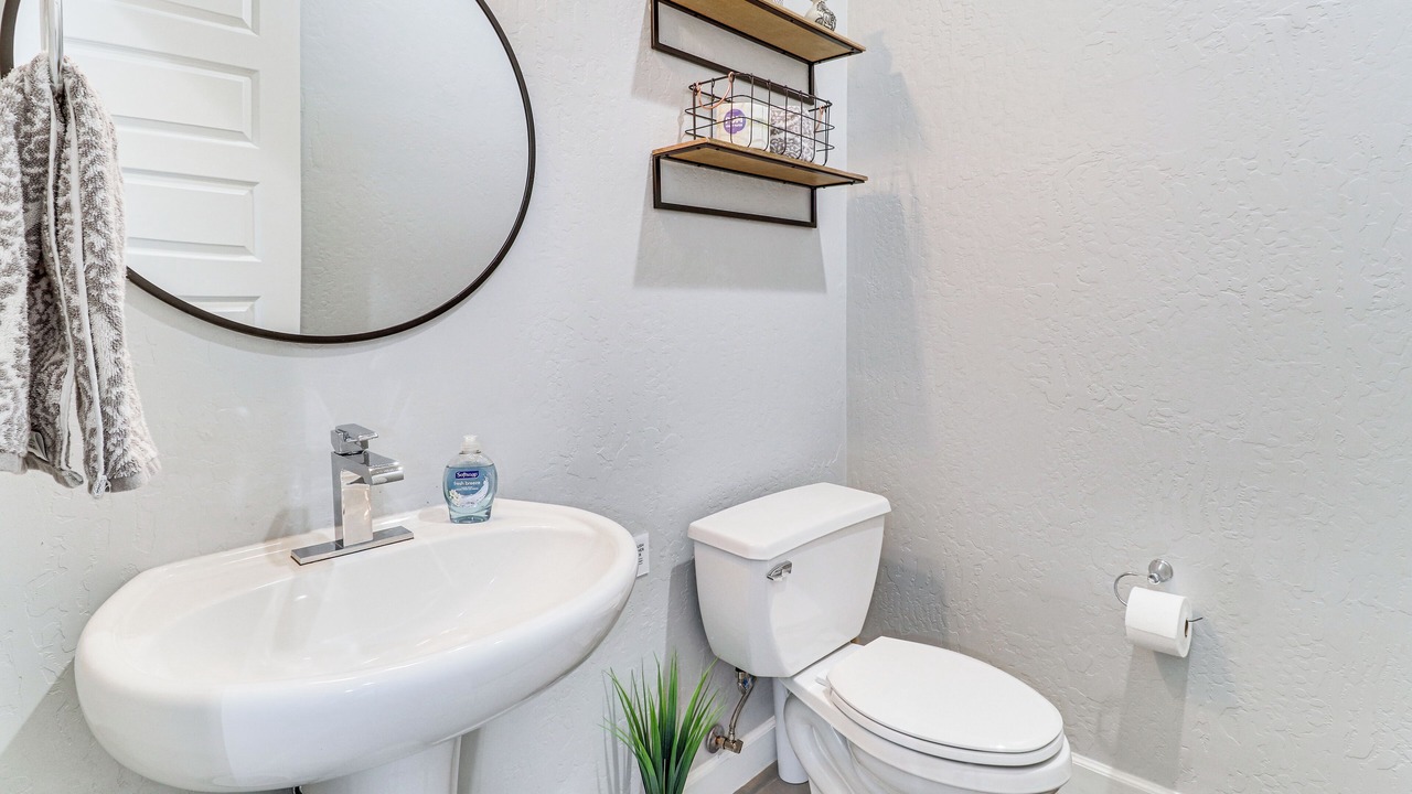 Photo of Bathroom in Mesa Del Sol Innovation Park