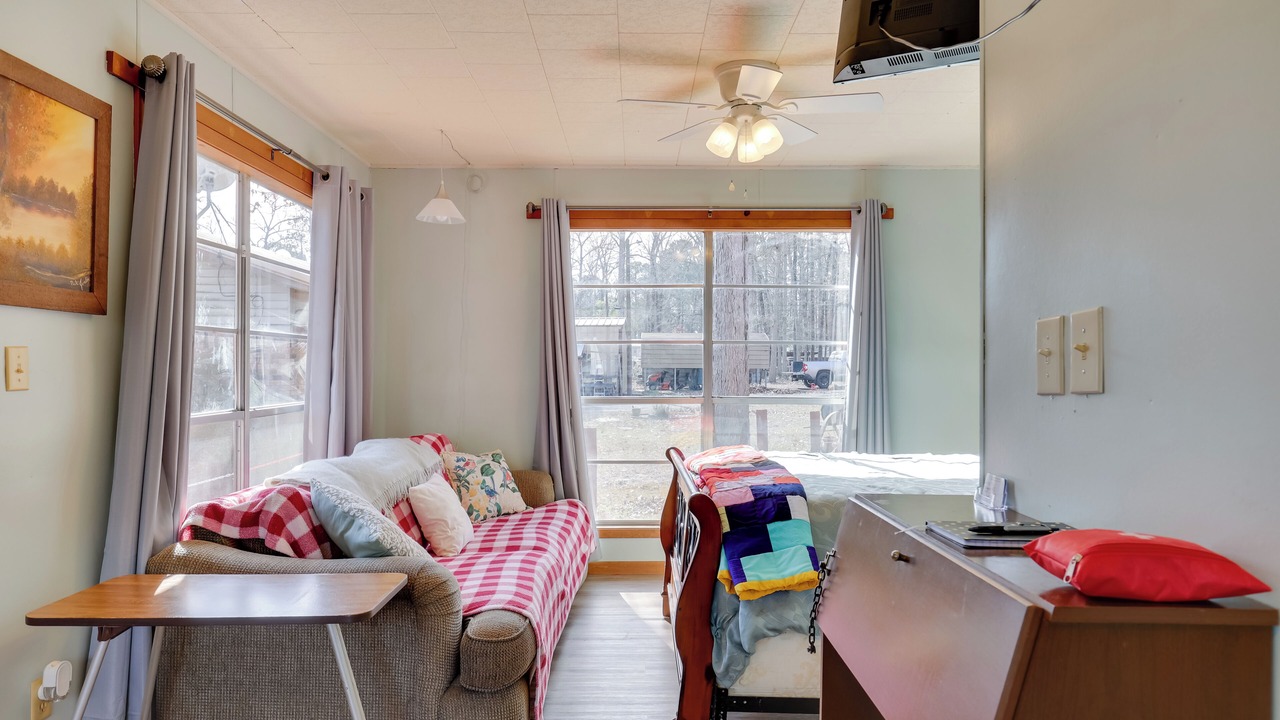 Photo of Livingroom in Hemphill