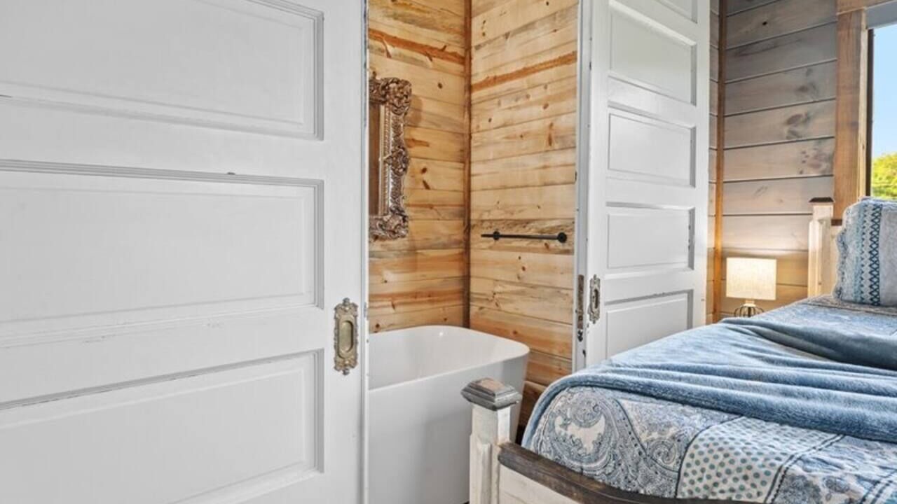Photo of Bedroom in Golden