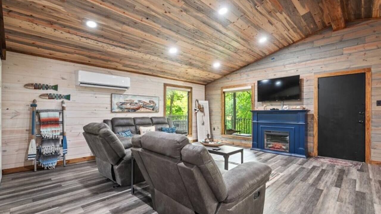 Photo of Livingroom in Golden