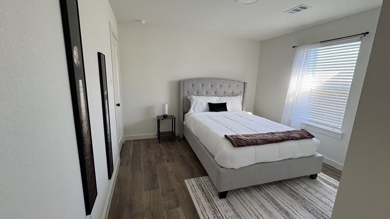 Photo of Bedroom in Barrett