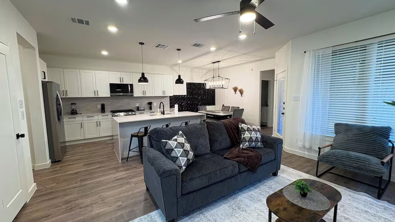 Photo of Livingroom in Barrett