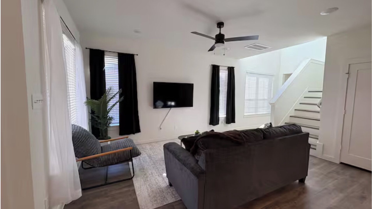 Photo of Livingroom in Barrett