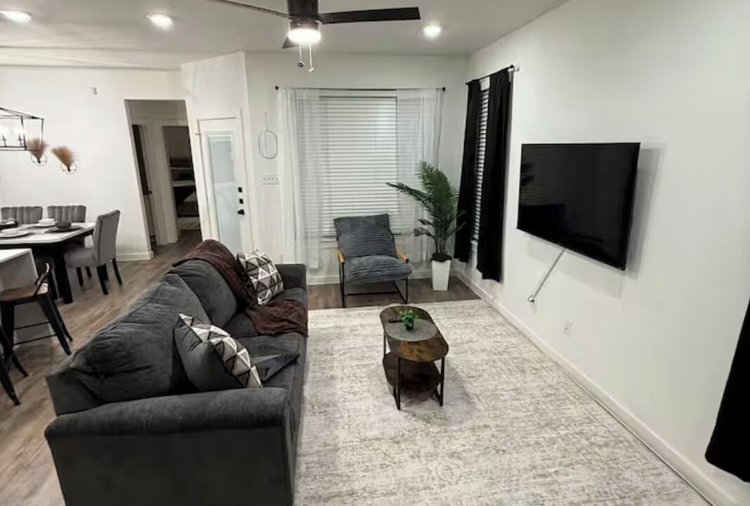 Photo of Livingroom in Barrett