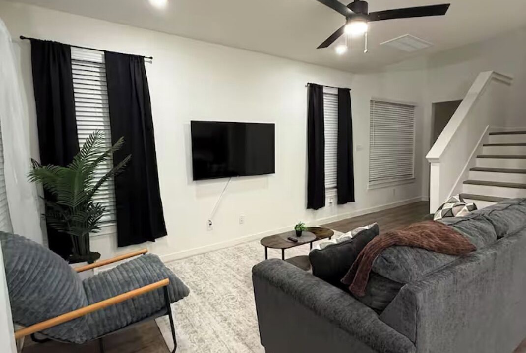 Photo of Livingroom in Barrett