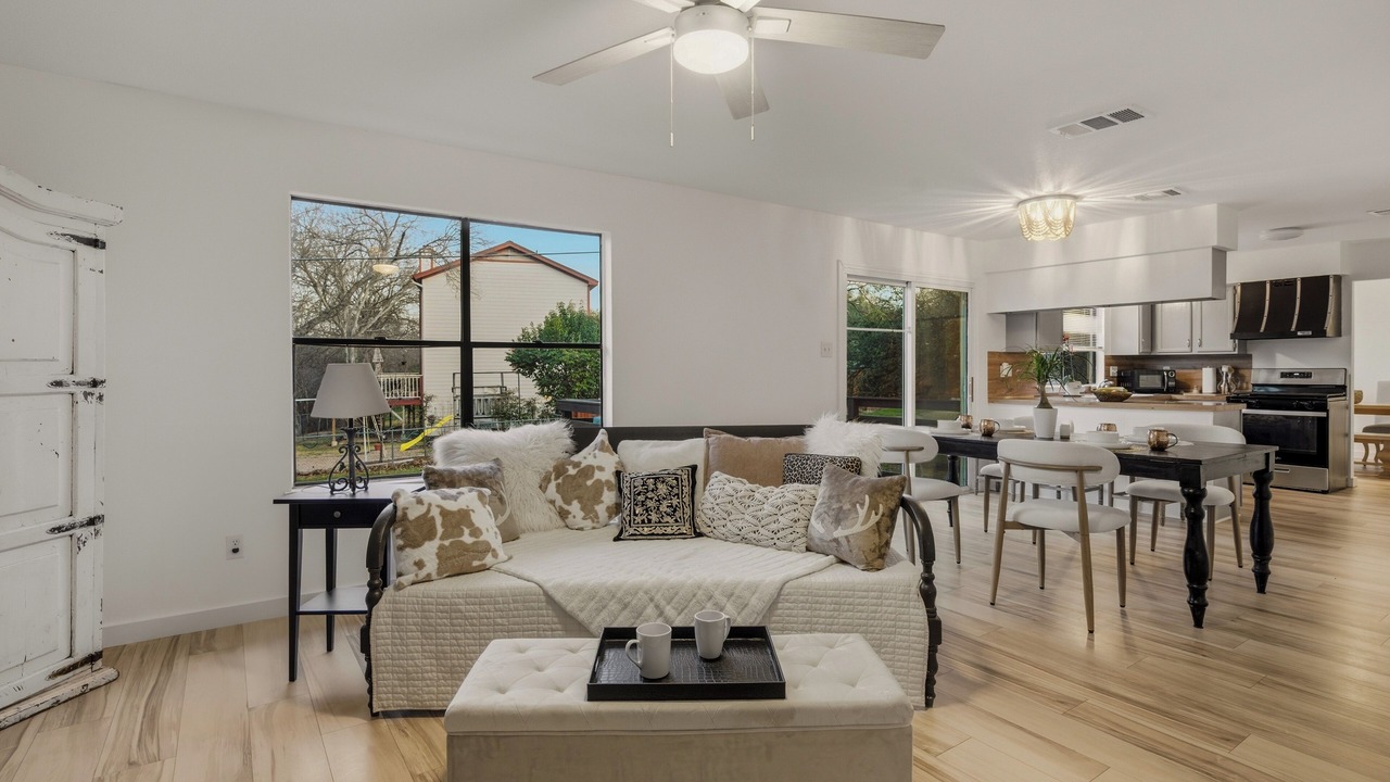 Photo of Livingroom in Northwood