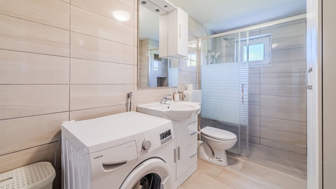 Photo of Bathroom in Desinic