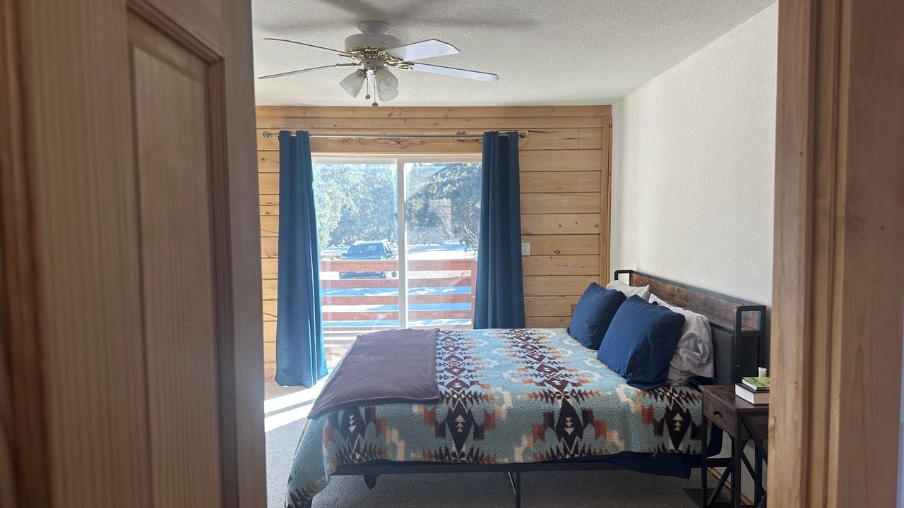 Photo of Bedroom in Warm Springs