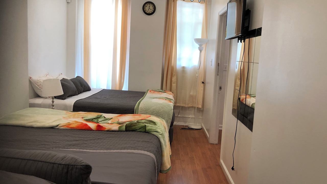 Photo of Bedroom in Glenwood