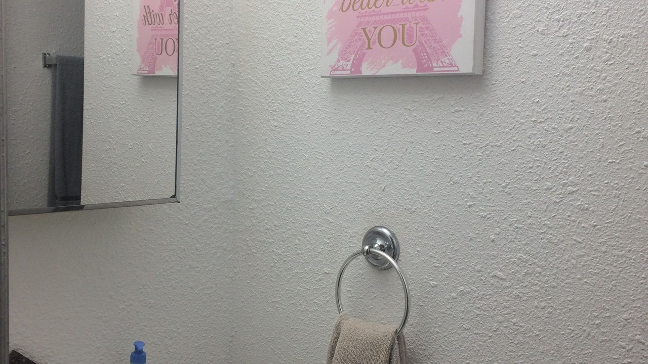 Photo of Bathroom in Lawrenceburg