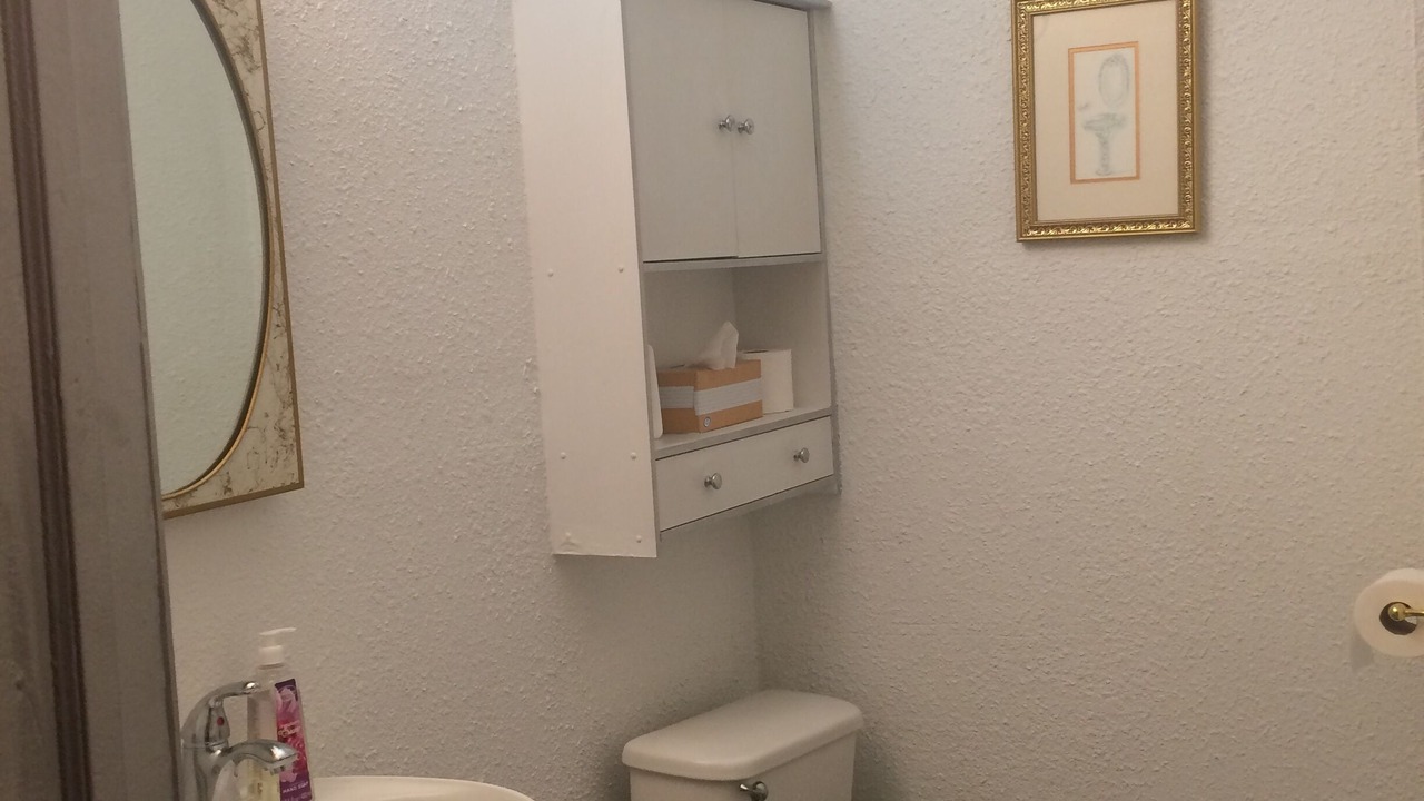 Photo of Bathroom in Lawrenceburg