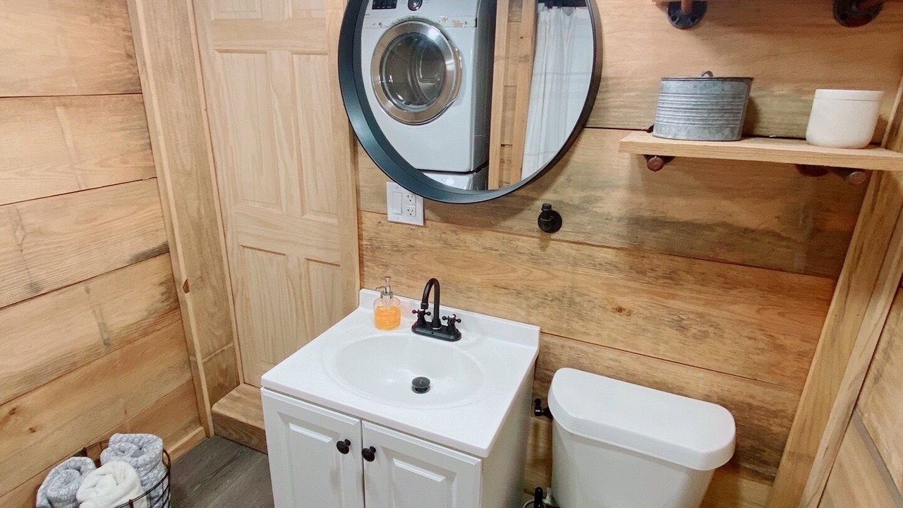 Photo of Bathroom in Lufkin