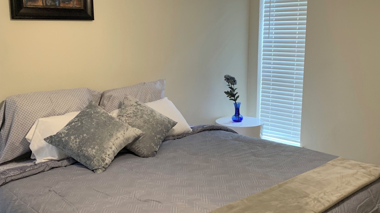 Photo of Bedroom in Meadows Place