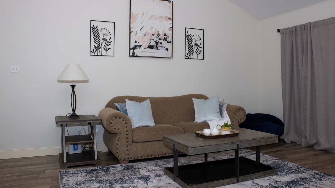 Photo of Livingroom in Meadows Place